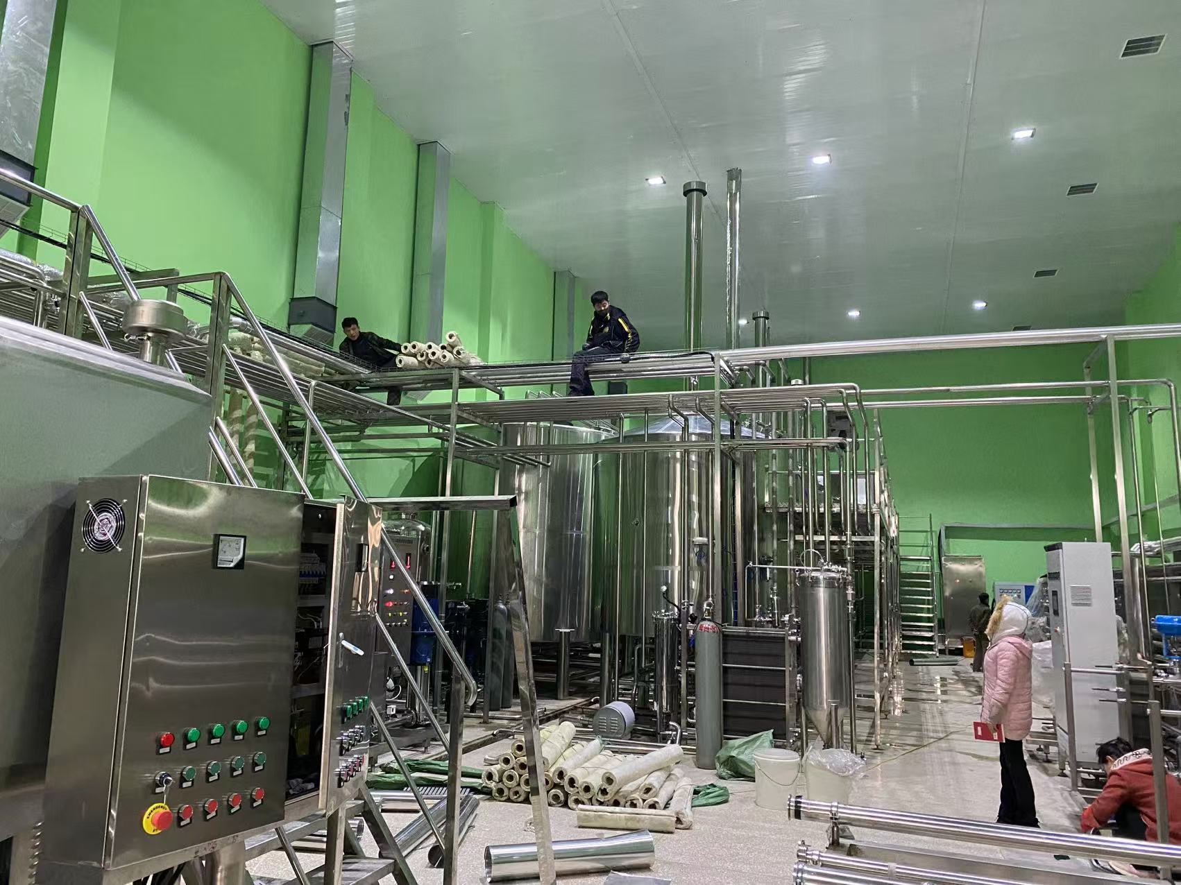 六弓乡精酿啤酒设备厂—精酿啤酒设备制造：传承工艺与创新科技的交融